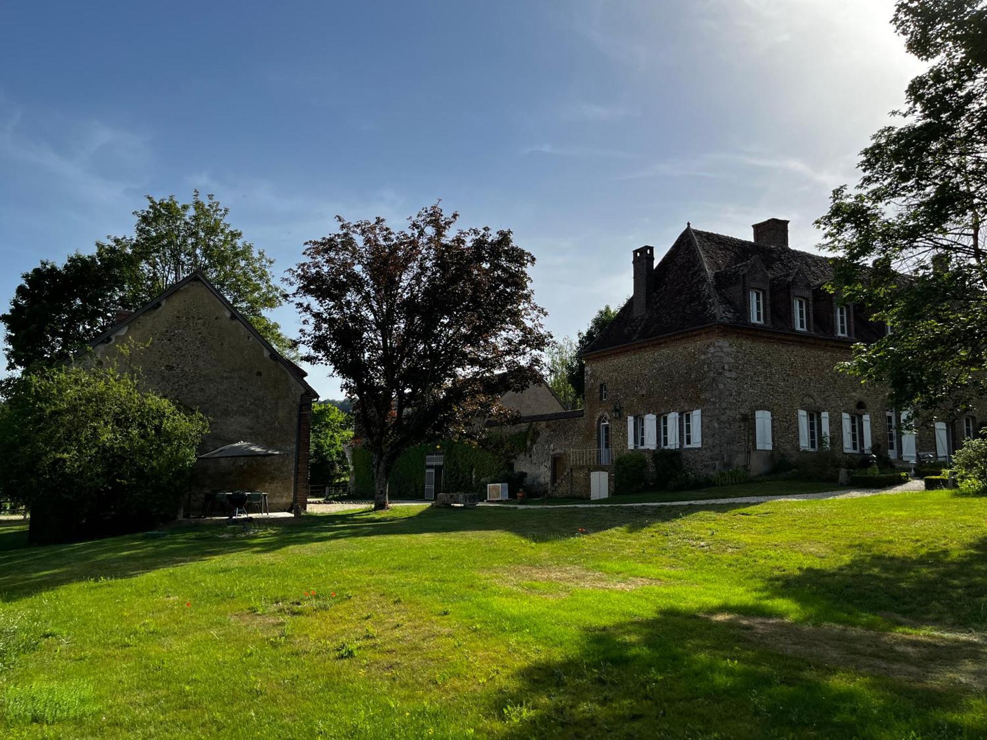 Le Prieure Du Preux Frühstückspension *